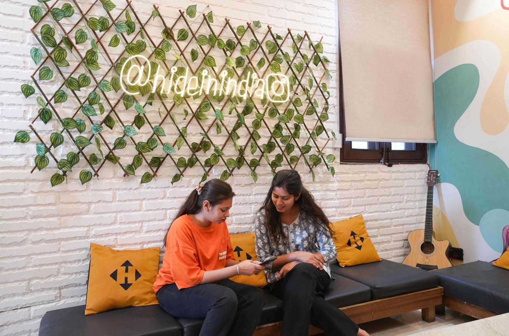 Hide-In Hostel Delhi Ню Делхи Екстериор снимка
