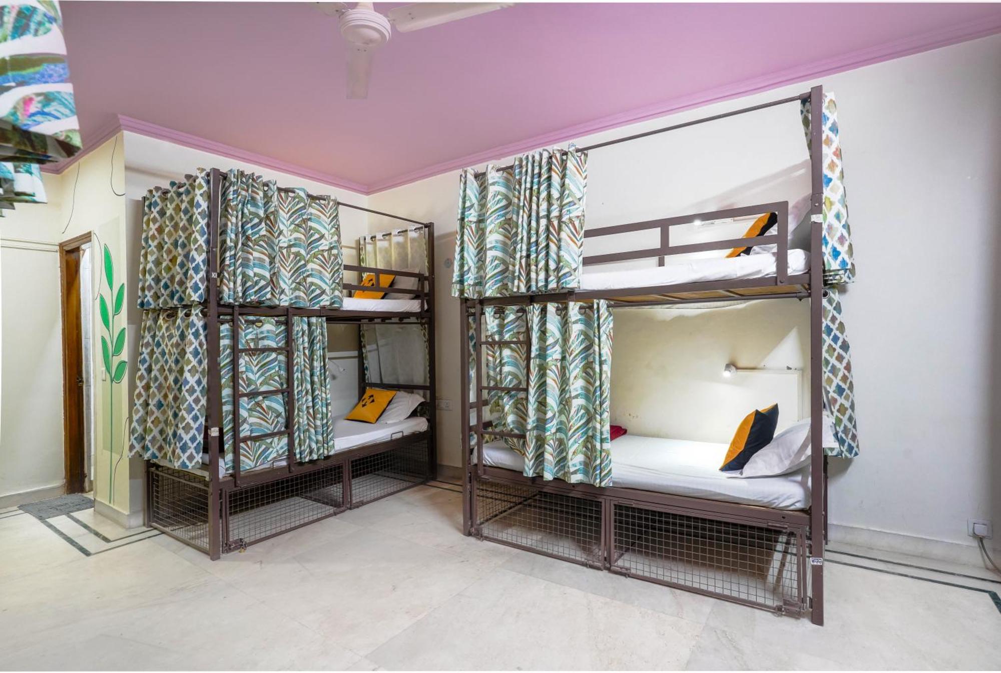 Hide-In Hostel Delhi Ню Делхи Екстериор снимка